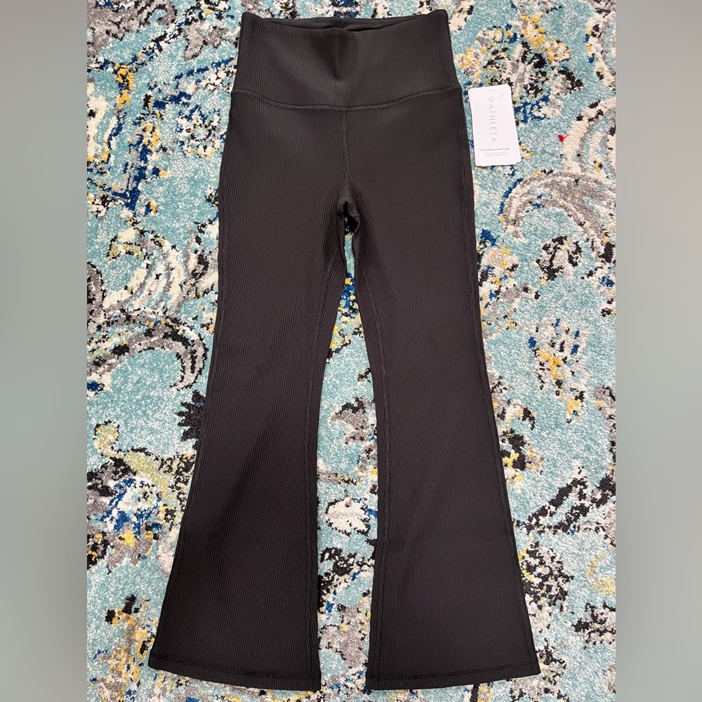 NWT Athleta Elation Rib Crop Flare black sz small